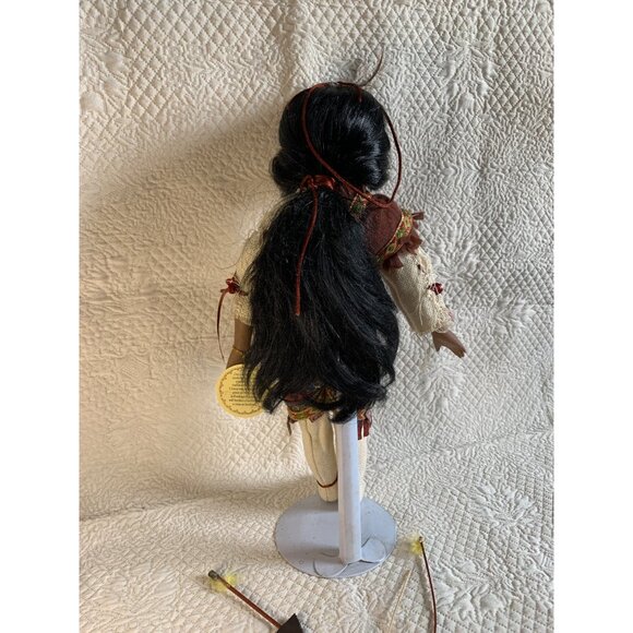 Vintage Duck House Heirloom Porcelain Indian Doll Bow & Arrow - Picture 5 of 14